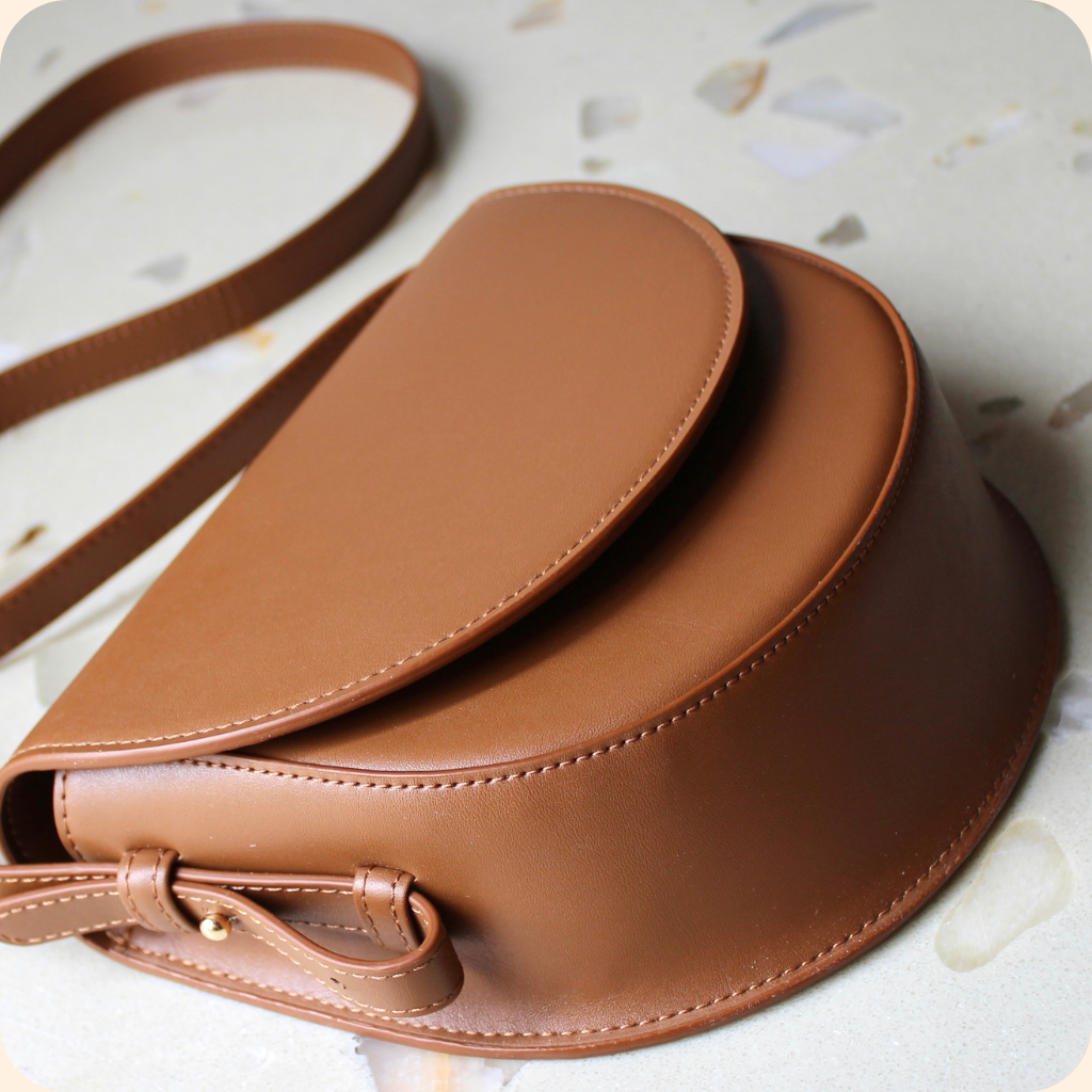 Coco Apple Leather Envelope Saddle Crossbody Bag