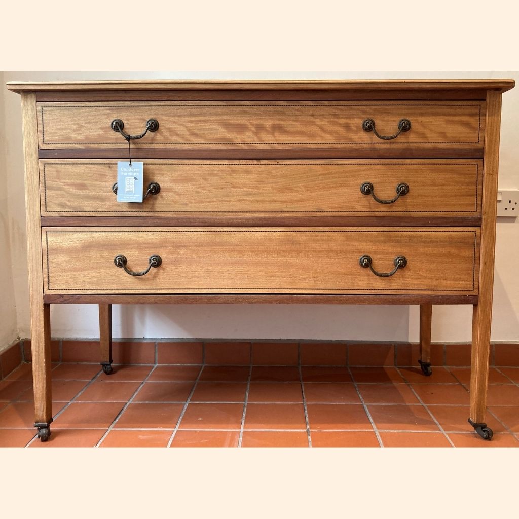 Mahogany Chest of Drawers/Sideboard