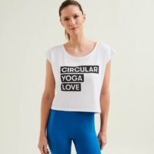 Circular Fitness Top in Diamond White made from Gots certified organic cotton - No microplastic shedding & Ethical