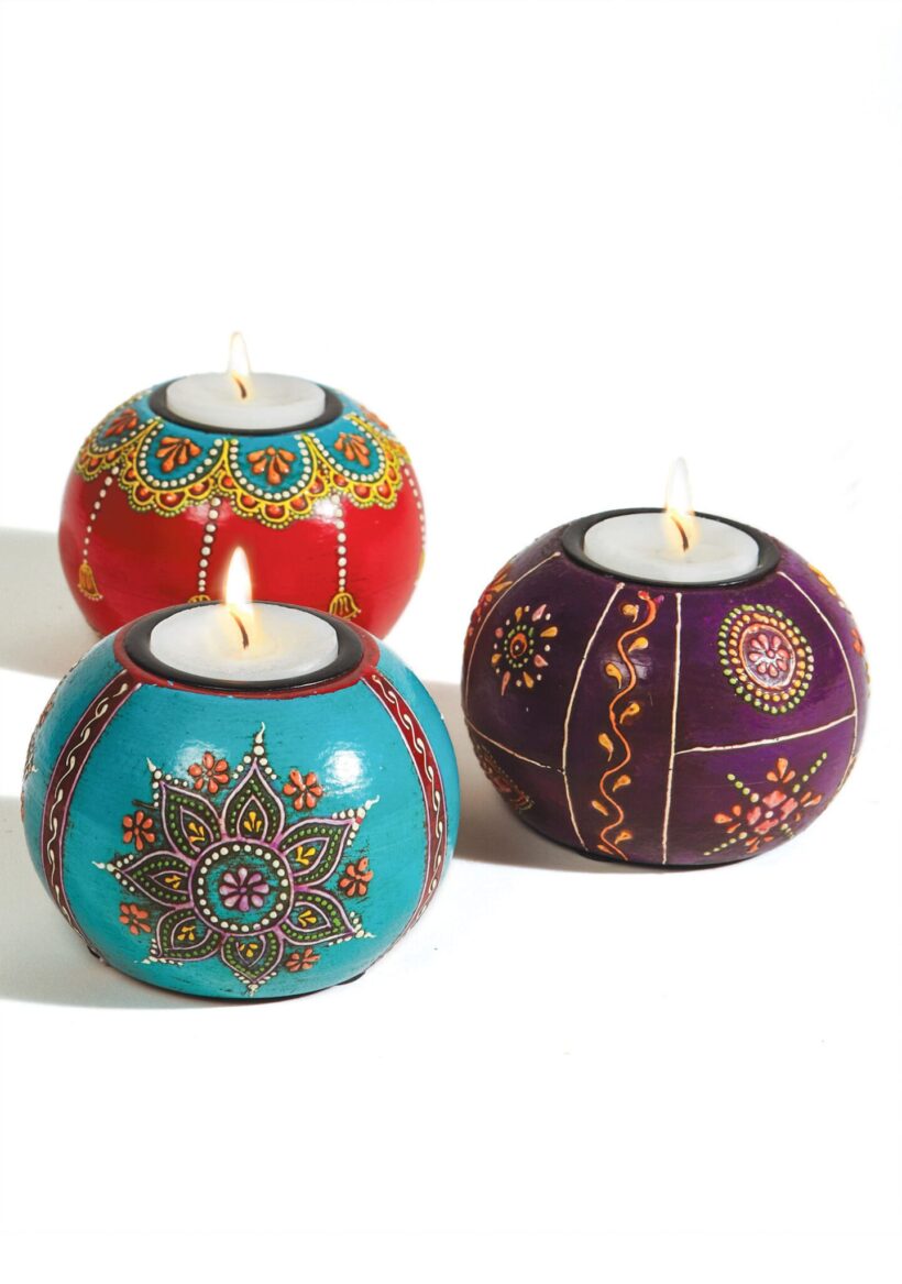 Hand-Painted-Wooden-Round-Tealight-Holder-56059-scaled-1.jpg