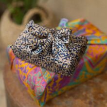 Recycled-Sari-gift-wrap_Karakorum-Ethical-Decor-4.jpg