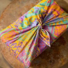 Recycled-Sari-gift-wrap_Karakorum-Ethical-Decor-6.jpg