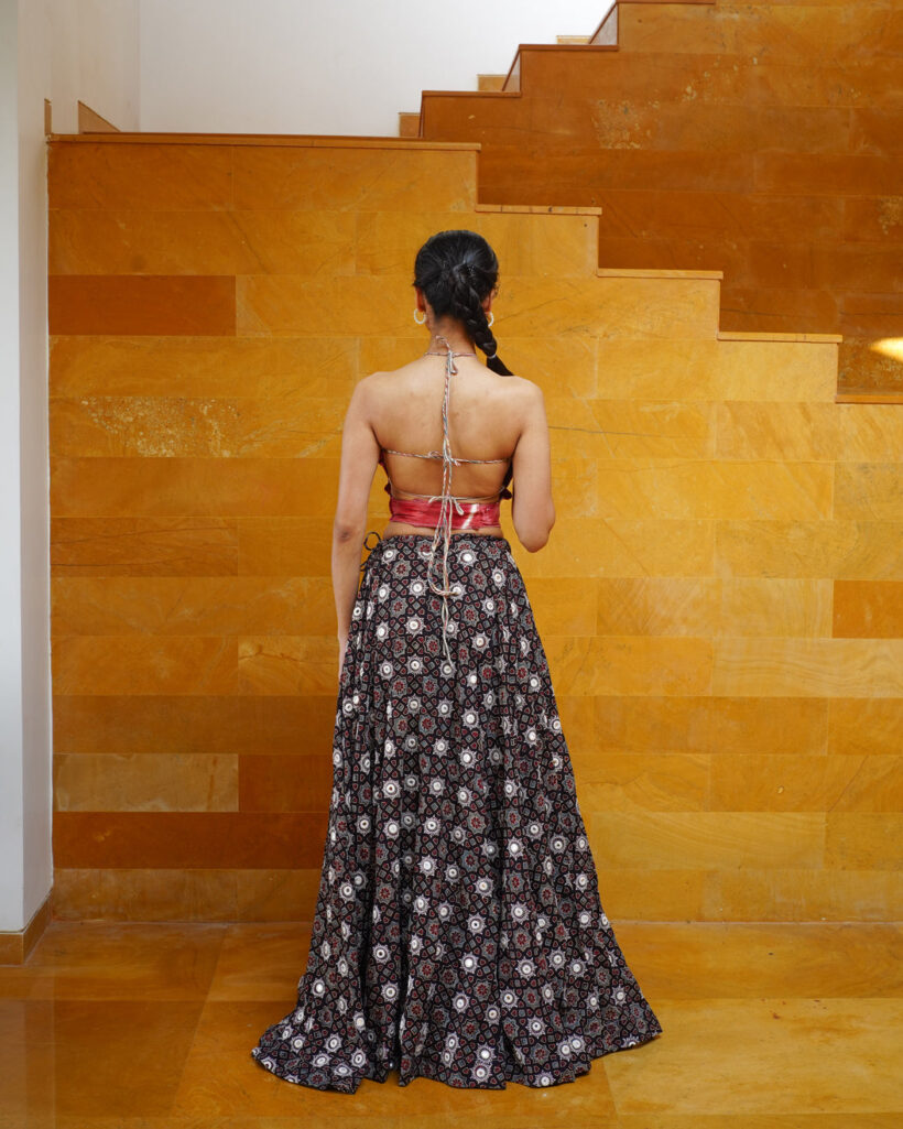 ManukaFullCircleEmbroideredSkirt03-1.jpg